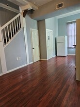 1614 Market St in Galveston, TX - Building Photo - Building Photo