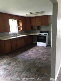 718 Locust St photo'