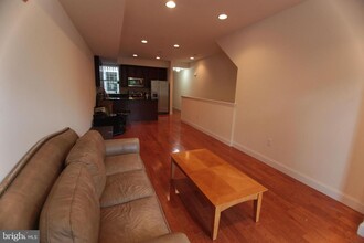 1741 W Diamond St in Philadelphia, PA - Building Photo - Building Photo