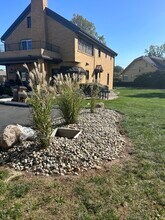 547 N Broadway St, Unit Suite B Upper Apartment in Spencerville, OH - Foto de edificio - Building Photo