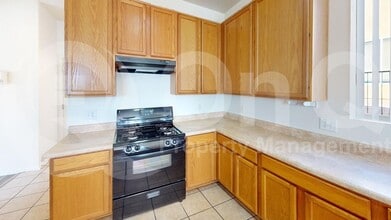 1351 Burdock Dr S in Tucson, AZ - Building Photo - Building Photo