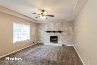 1580 Summit Point in Snellville, GA - Building Photo - Building Photo