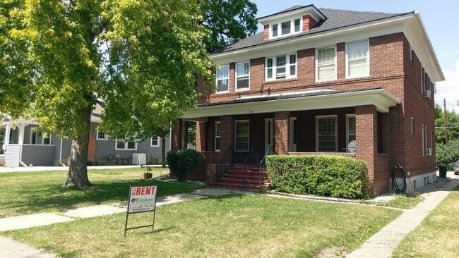 115 Lewis Ave