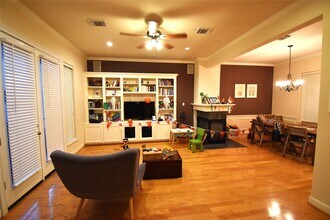 1117 Malone St in Houston, TX - Building Photo - Building Photo