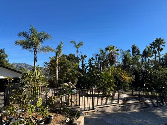 9859 Foothill Blvd in Los Angeles, CA - Building Photo - Building Photo