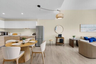 111 N Ocean Dr, Unit ID1227558P in Hollywood, FL - Foto de edificio - Building Photo