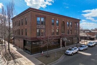 504 Selby Ave in St. Paul, MN - Building Photo - Primary Photo