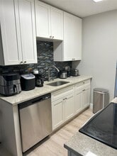 1230 Old Boynton Rd, Unit 214 in Boynton Beach, FL - Foto de edificio - Building Photo