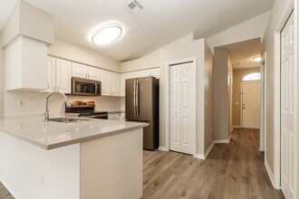 7848 Fashion Loop in New Port Richey, FL - Building Photo - Building Photo