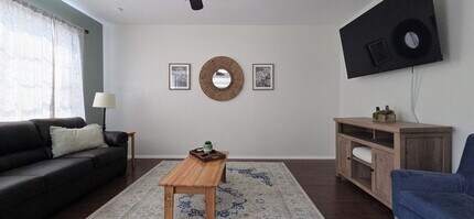 4013 Burning Tree Dr in San Antonio, TX - Building Photo - Building Photo