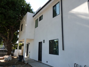 5953 Florence Ave in Bell Gardens, CA - Building Photo - Building Photo