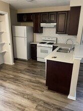 501 Algerita Dr, Unit D in Georgetown, TX - Building Photo - Building Photo