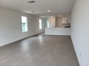 3915 Eldorado in New Braunfels, TX - Foto de edificio - Building Photo