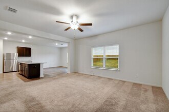 11027 Chatham Ct in Converse, TX - Building Photo - Building Photo