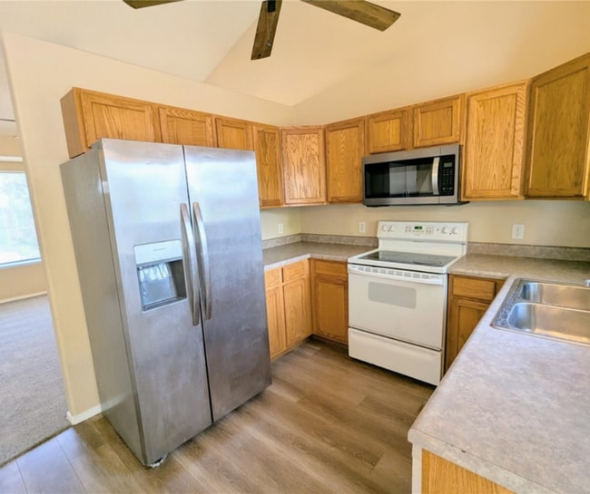 2132 Reminiscent Cir in Fountain, CO - Building Photo - Building Photo