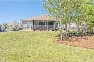 5013 Bowles Dr in Summerville, SC - Building Photo - Building Photo