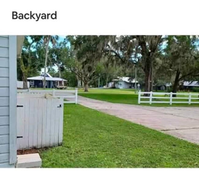 10781 W Yulee Dr, Unit Sheppard House Unit 1 in Homosassa, FL - Building Photo - Building Photo