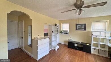 5613 Wynnefield Ave in Philadelphia, PA - Building Photo - Building Photo