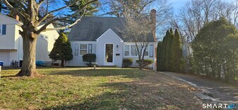 92 Flagler St in Newington, CT - Building Photo