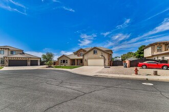 2570 S Sycamore Cir in Washington, UT - Building Photo - Building Photo