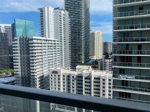 1111 SW 1st Ave, Unit 2516-N in Miami, FL - Building Photo - Building Photo