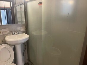 170 Boyd Ave in Jersey City, NJ - Building Photo - Building Photo