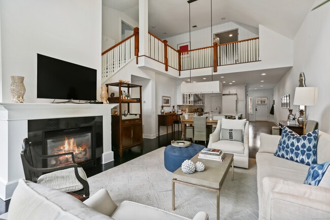 property at 77 Havemeyer Ln