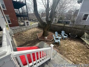 29 Waverly St, Unit 1 in Boston, MA - Foto de edificio - Building Photo