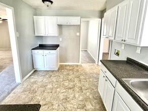 3203 Aden St in Memphis, TN - Foto de edificio - Building Photo