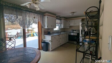 3 Mountain View Dr in Rocky Hill, CT - Building Photo - Building Photo