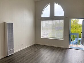 21 Glenwood in Hercules, CA - Building Photo - Building Photo