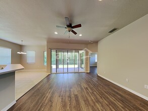 8335 47th St Cir E in Palmetto, FL - Building Photo - Building Photo