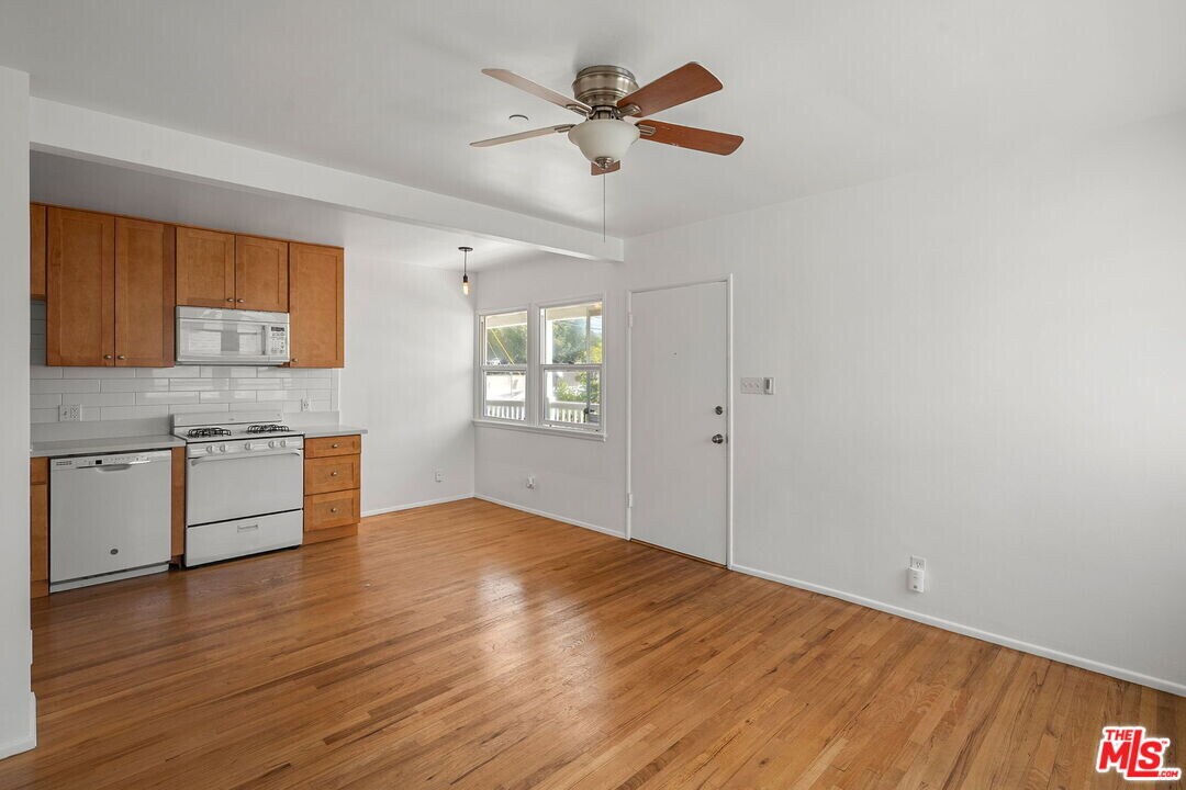 2231 Laverna Ave in Los Angeles, CA - Building Photo