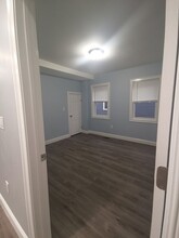 344 Cherry St, Unit D1 in Newton, MA - Building Photo - Building Photo