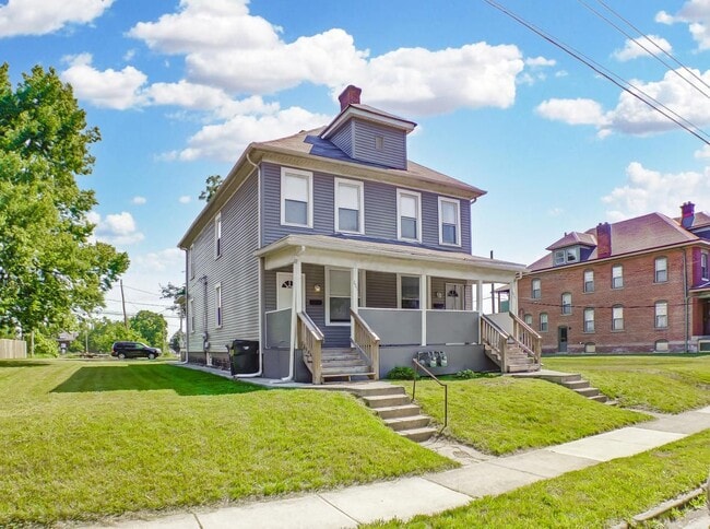 1283 E Fulton St, Unit 1283 East Fulton Street