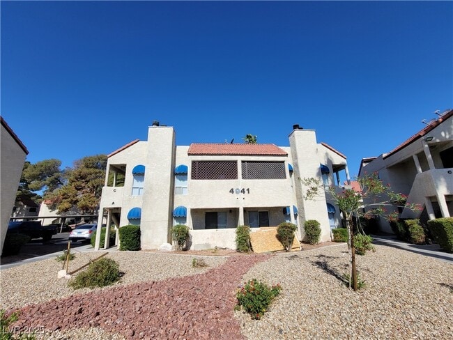 property at 4941 Newport Cove Dr
