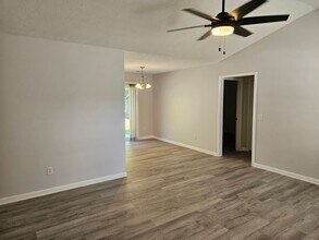 112 Belvedere Dr in Holly Ridge, NC - Building Photo - Building Photo