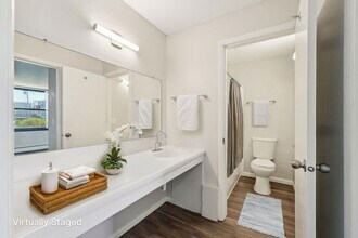 Park Flats Apartments in St. Louis Park, MN - Building Photo - Building Photo