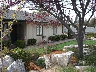 Hillcrest House Apartments in Sonora, CA - Building Photo