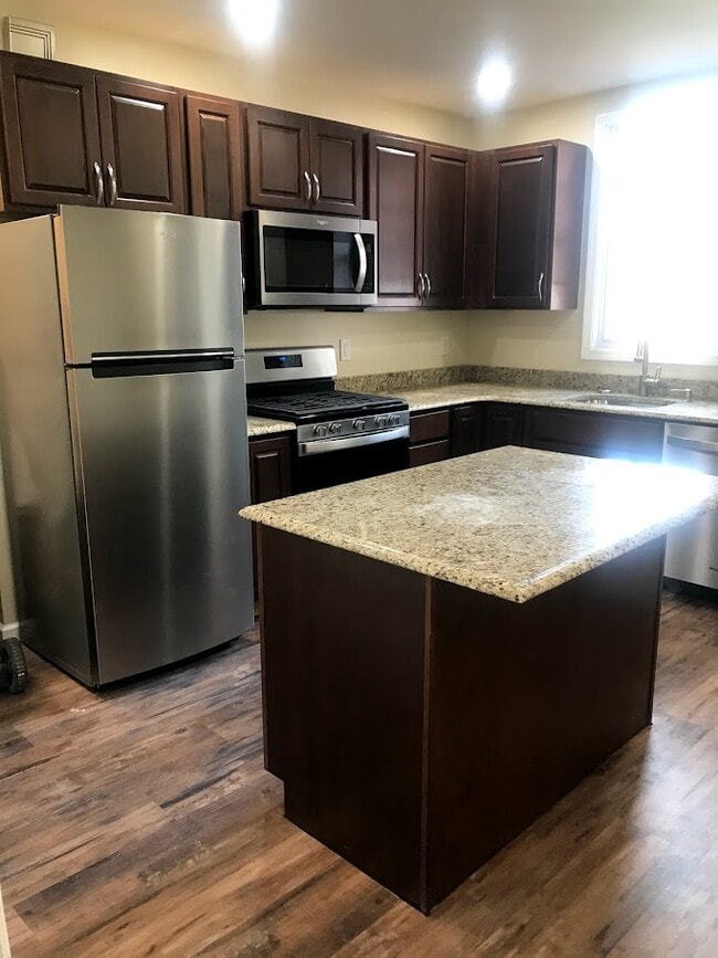 430 Pearl St, Unit Apt. #2
