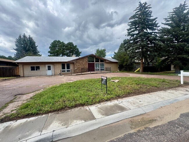 6426 Wicklow Cir E in Colorado Springs, CO - Building Photo - Building Photo