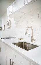 129 Webster St in Boston, MA - Building Photo - Building Photo