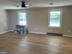 8424 Woodville Rd in Mount Airy, MD - Building Photo - Building Photo