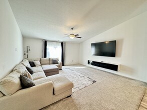 3235 Sandwalk Dr in Kokomo, IN - Building Photo - Building Photo