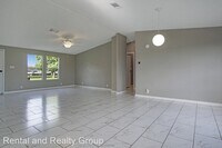 2800 Sanders Rd photo'