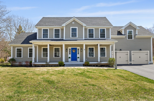 2 Genevieve Ln in Acton, MA - Building Photo