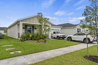 8906 Dahlia Cir in Port St. Lucie, FL - Building Photo - Building Photo