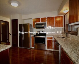 1401 E Stuart St in Fort Collins, CO - Building Photo - Building Photo