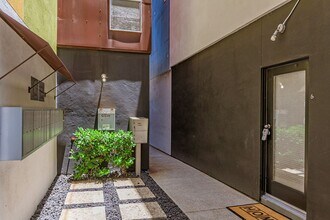 1944 State St in San Diego, CA - Building Photo - Building Photo