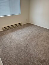 2140 Elizabeth Blvd Apt 33B, Unit 31D in Twin Falls, ID - Building Photo - Building Photo